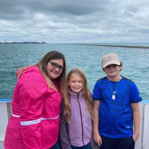 Meet your Posher, Molly - Picture 1 of 1